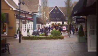 {Fashion Friday} Chandler Carr Cleans Out Bicester Village